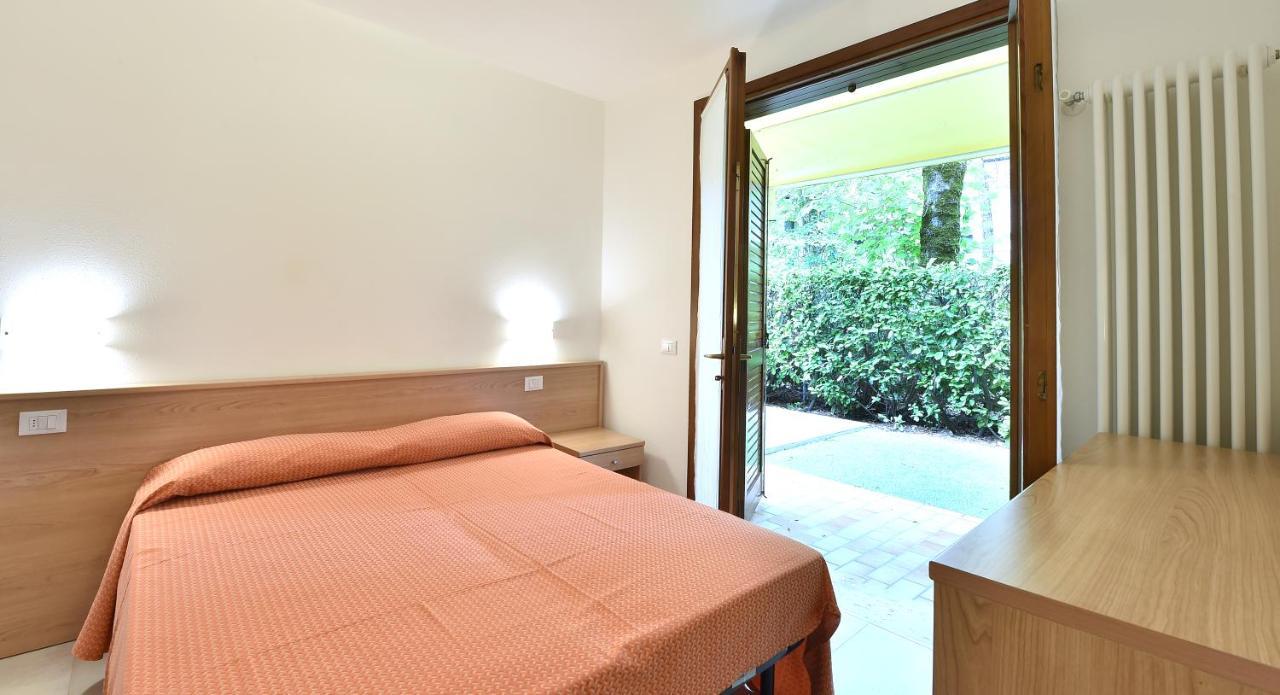 La Villa Elisabeth Lignano Sabbiadoro Ngoại thất bức ảnh